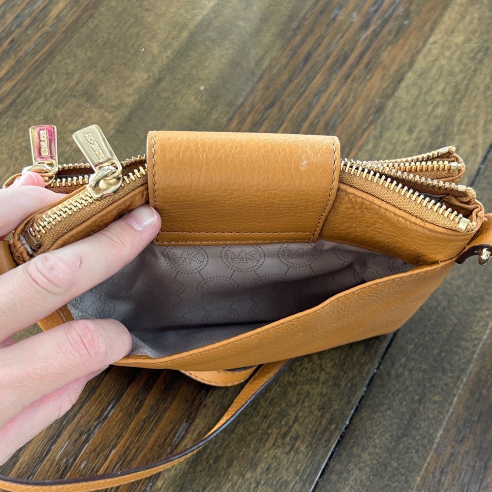 Michael Kors Tan Crossbody Bag - Picture 6 of 9